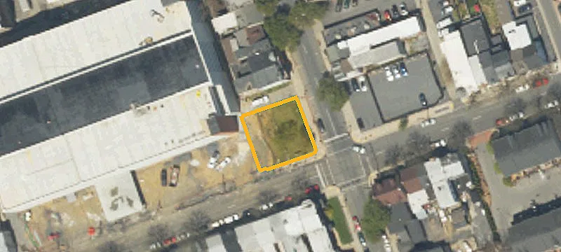 90 9th St