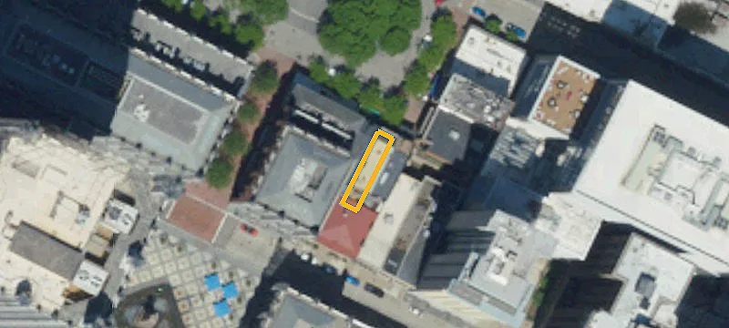 4 Market Sq