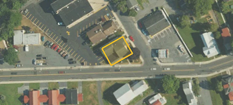 201 Main St