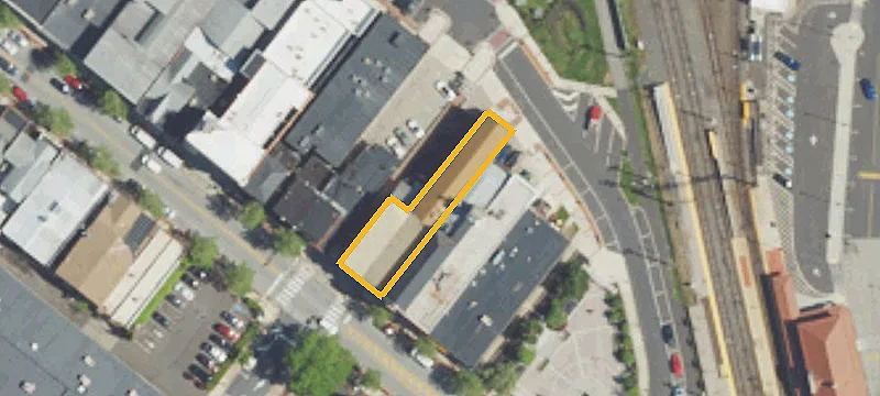 217 Main St