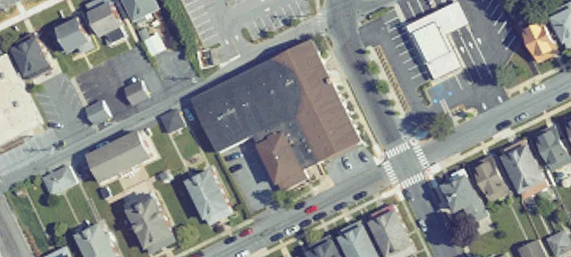203 Caracas Ave