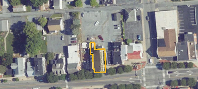 12 Main St