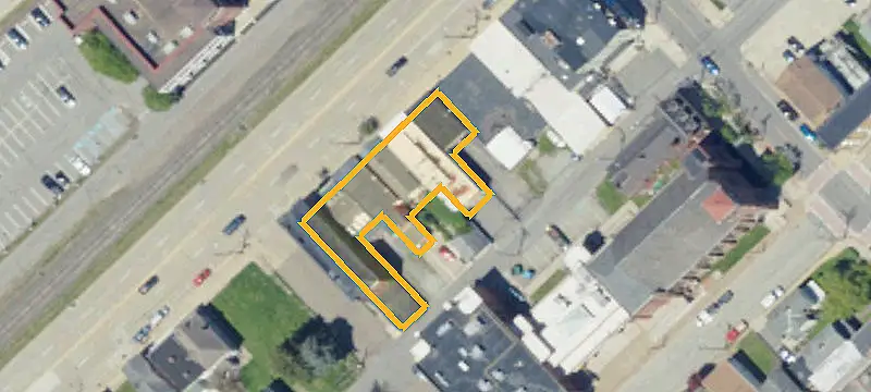 323 Main St