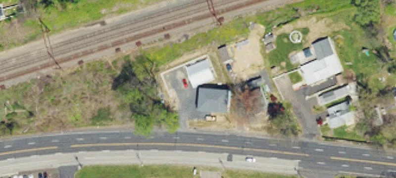 1222 Lincoln Hwy