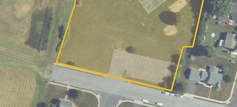 650 School Ln