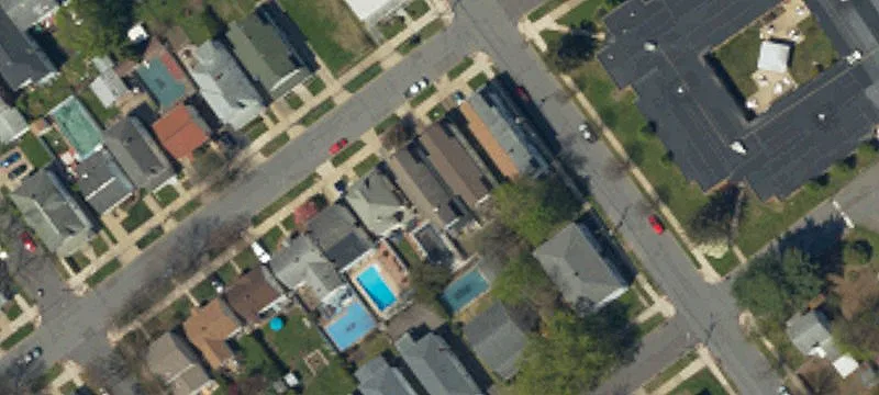 122 2nd Ave