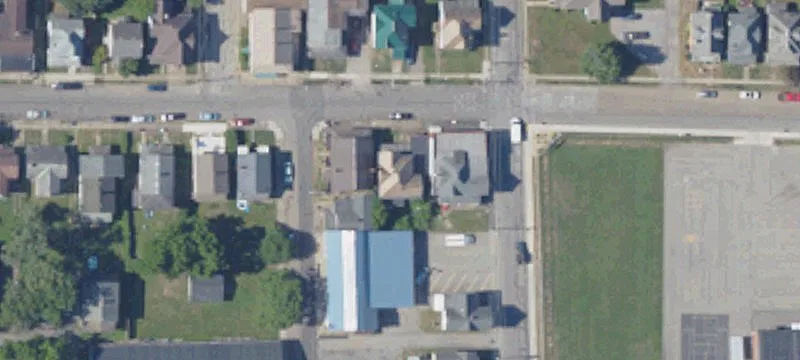 411 Locust St