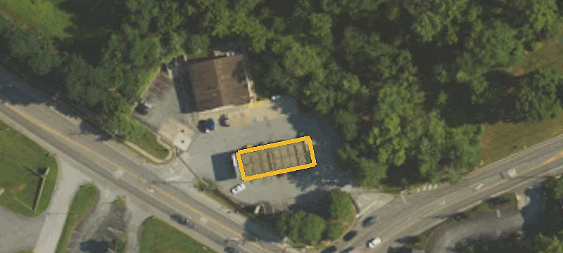 1205 Horseshoe Pike