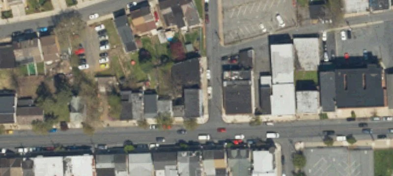 739 4th St