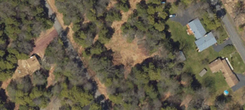166 Lakeside Ln
