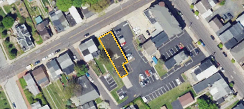 124 New St