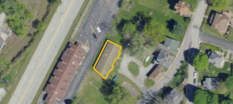 60 Ctr Ave