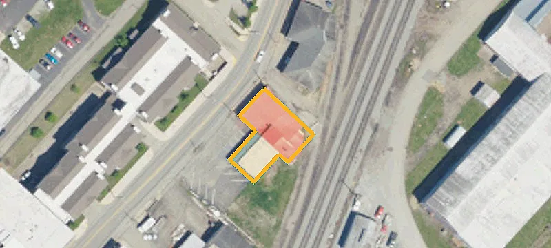 215 Broadway St