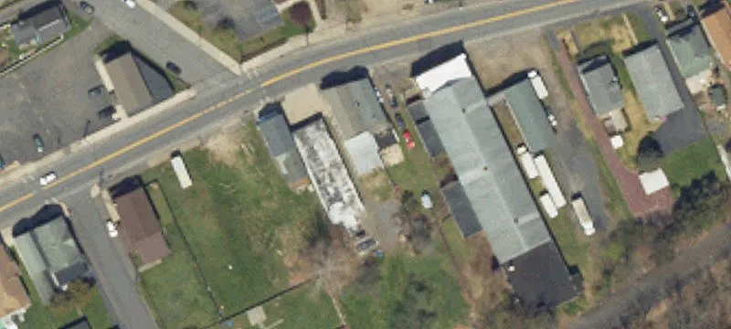 606 Main St