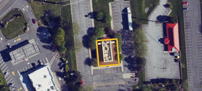 135 Sheraton Dr