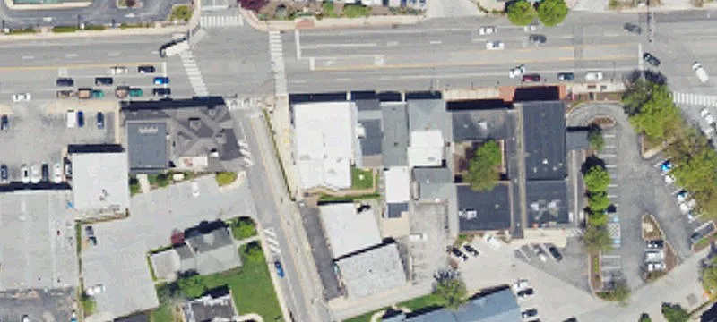 10 Lancaster Ave