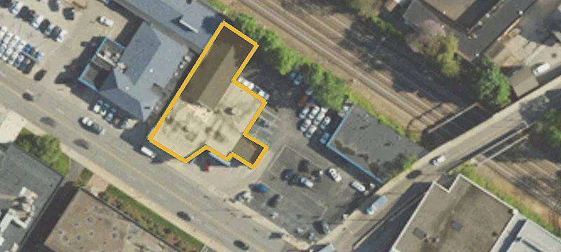 125 Lancaster Ave