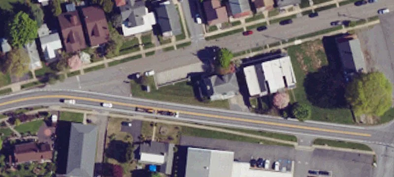 600 Un St