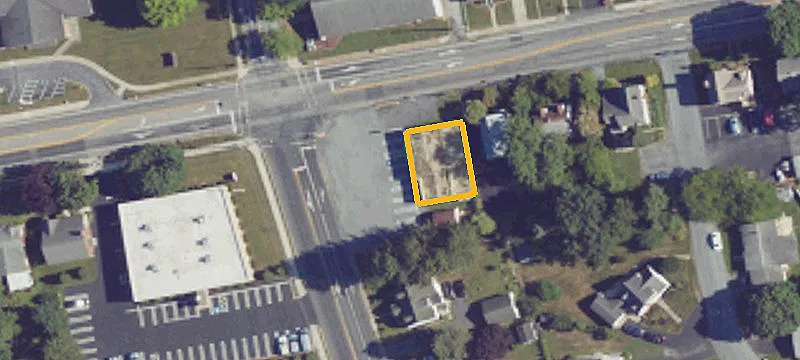 4801 Locust Ln