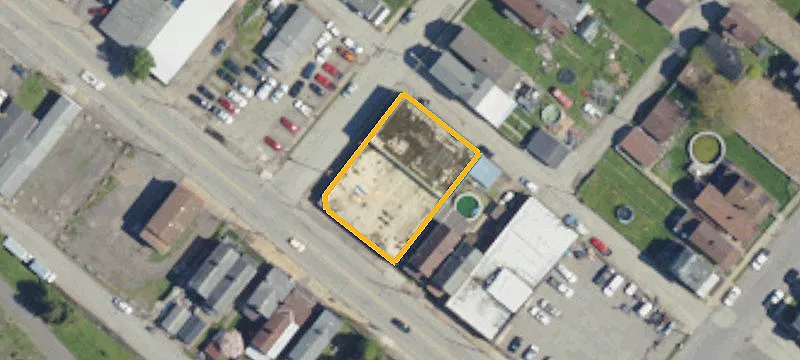 2701 Walnut St