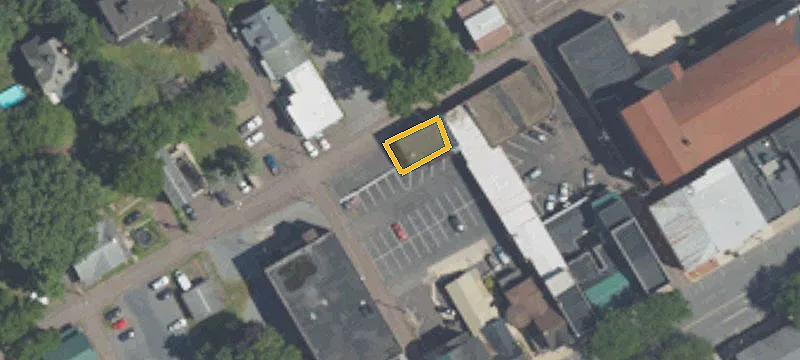 150 Rdg Ave