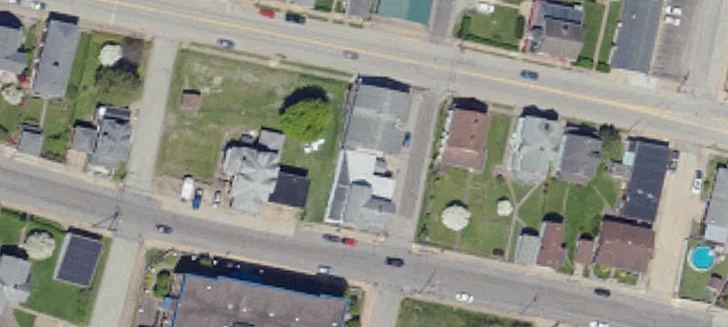 111 Chess St