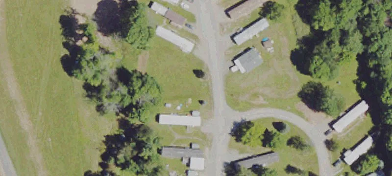 122 White Dr