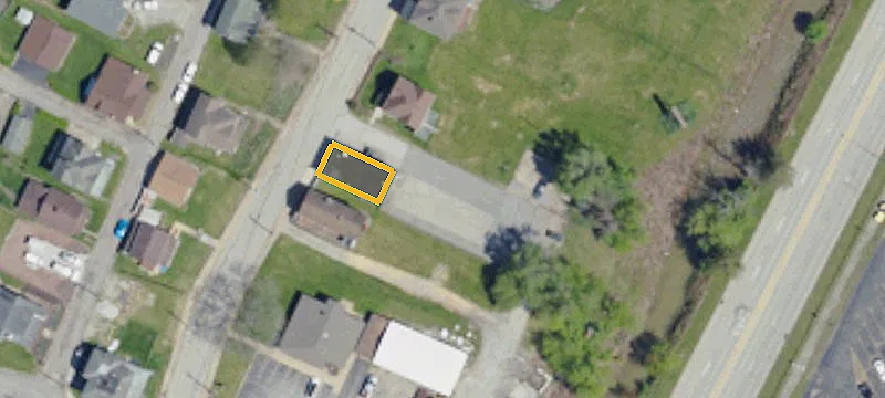 1513 Main St