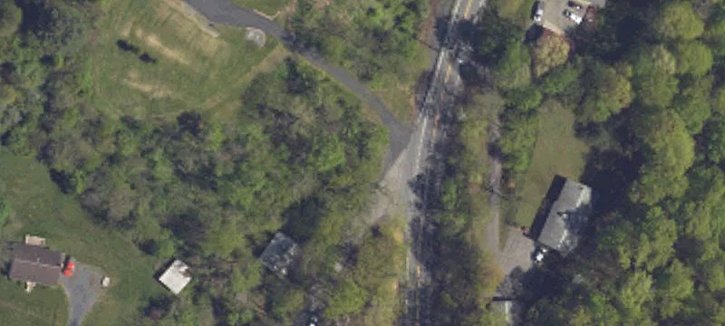 33 Roundhouse Rd