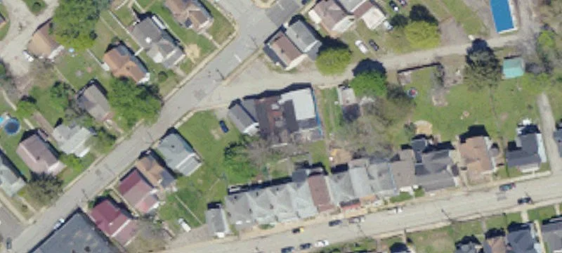 137 Hall Ave