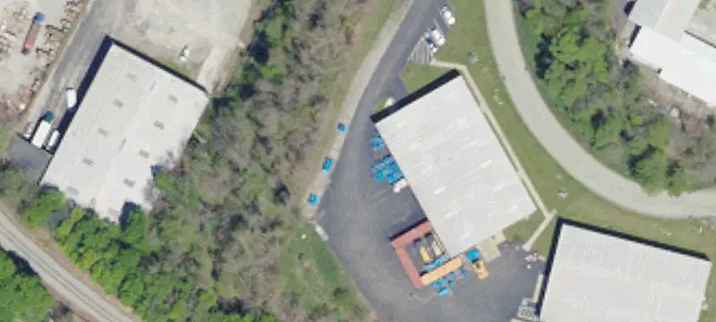 100 Commerce Dr