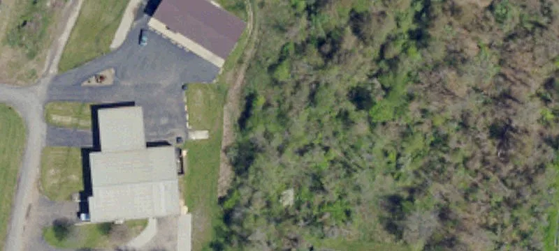 24 Nicholas Ave