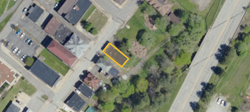 1621 Main St
