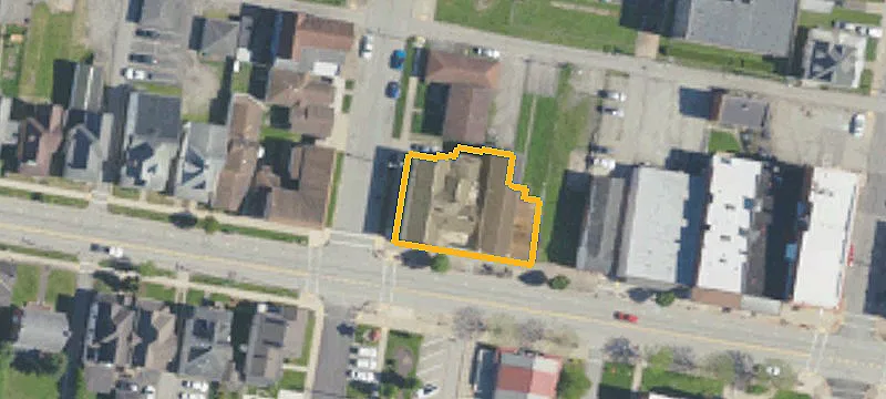 204 3rd St