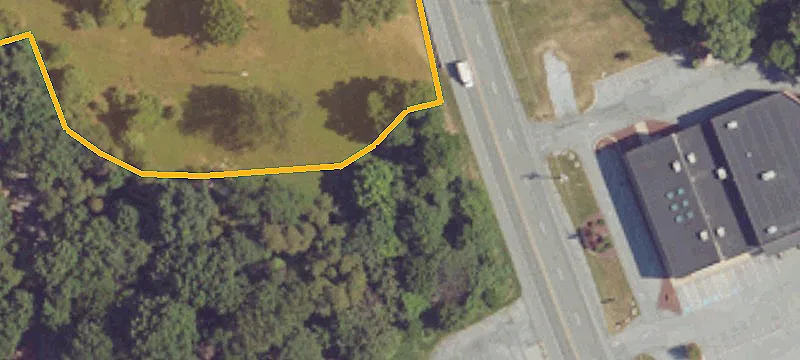 3082 Lebanon Rd