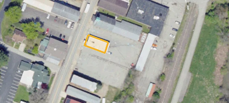 704 Main St