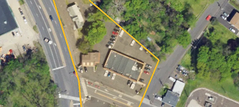 222 Horsham Rd