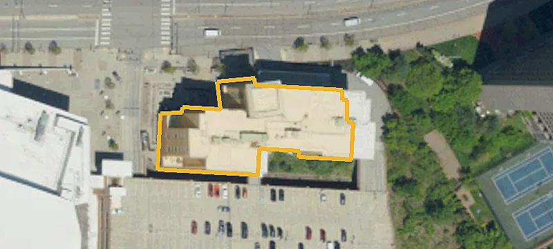 1320 Ctr Ave