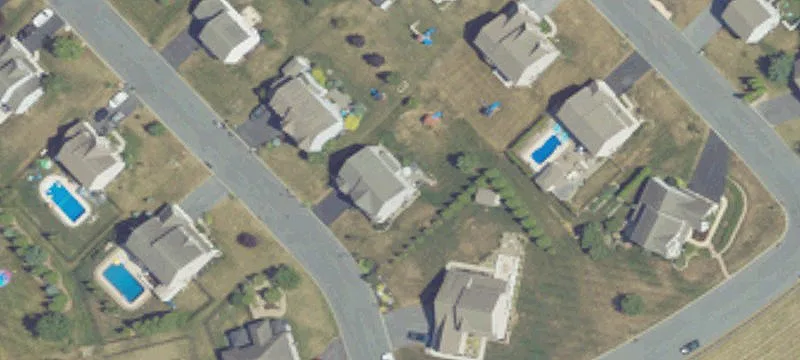50 Pembrooke Ln