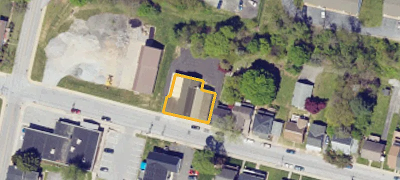 33 Maple St