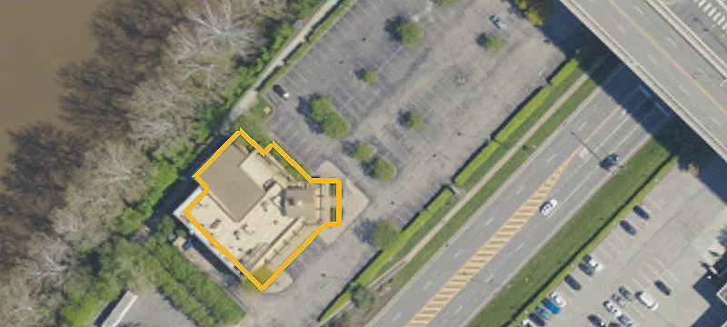 185 Waterfront Dr
