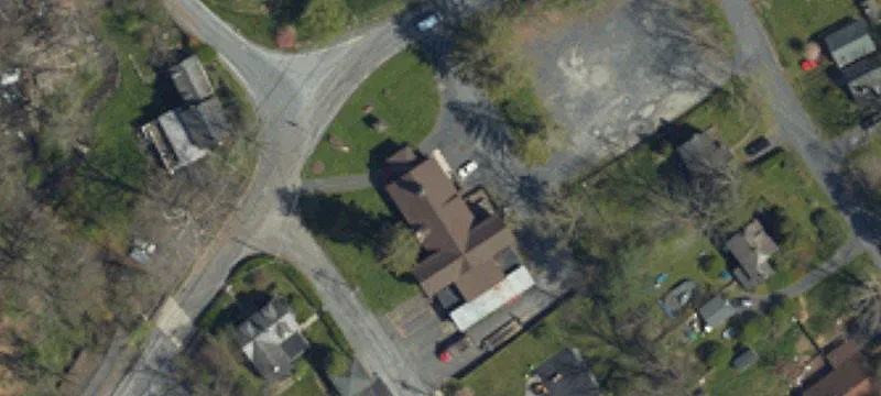 552 Riv Rd