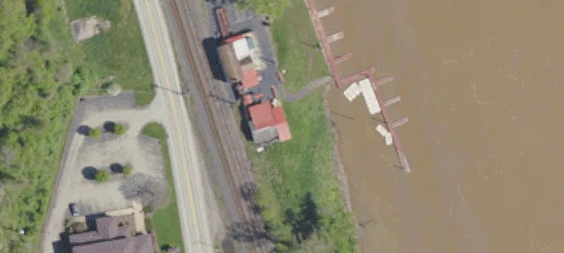 1933 Main St