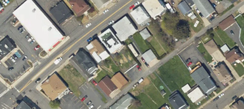 136 Main St