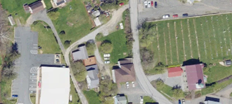 6 Tressler Rd