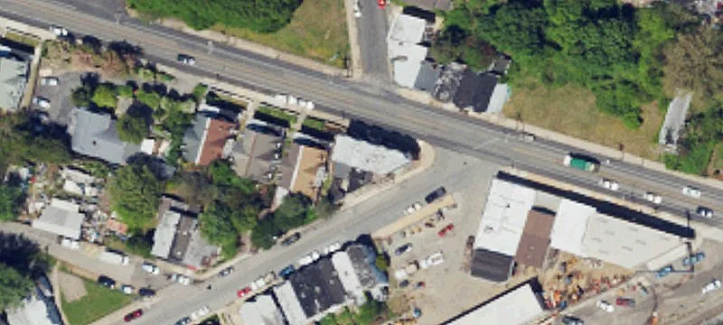702 Main St