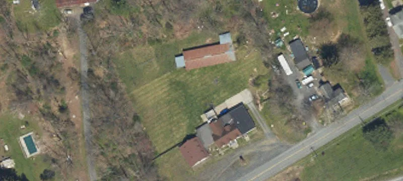 222 Strawberry Hl Rd