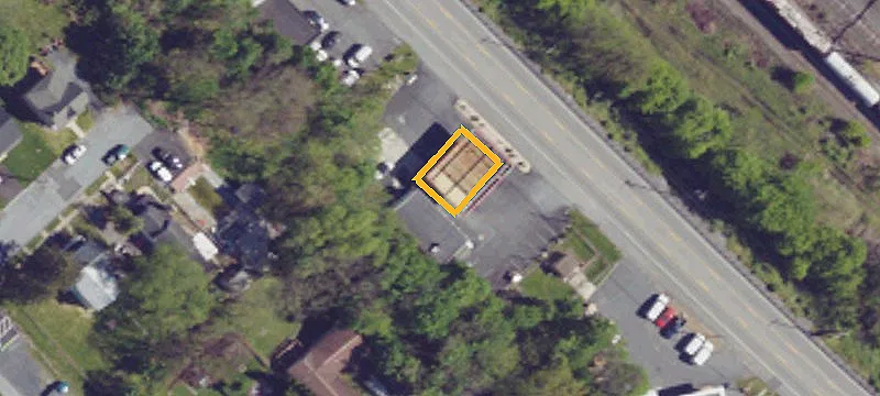 133 Enola Rd
