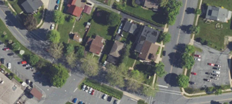 711 Van Reed Rd