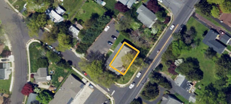 100 Berberry Dr